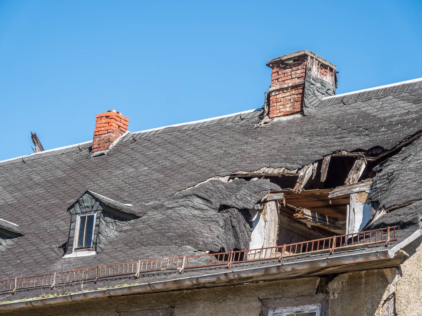Roof Repair Contractor Maryville TN